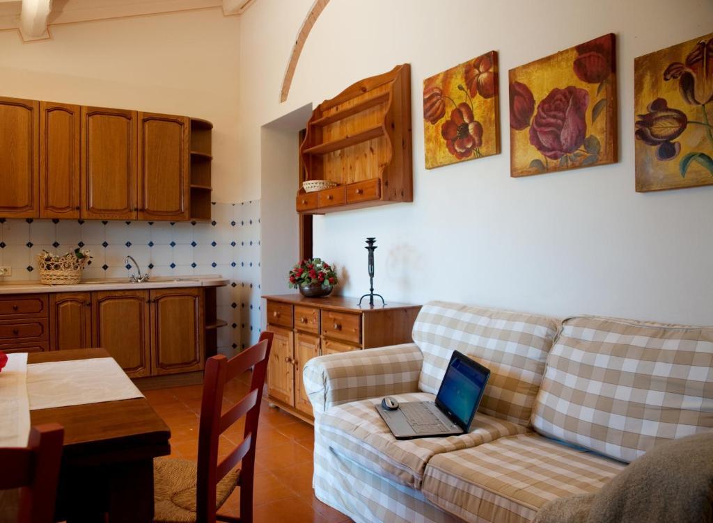 Agriturismo Buon Riposo - Country Resort In The Heart Of Tuscany San Giovanni a Corazzano Rum bild