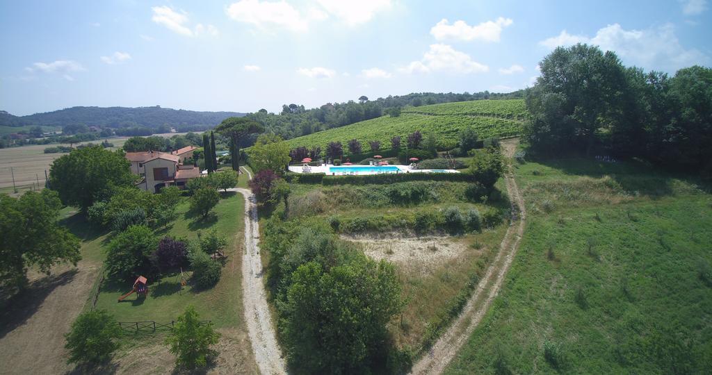 Agriturismo Buon Riposo - Country Resort In The Heart Of Tuscany San Giovanni a Corazzano Exteriör bild