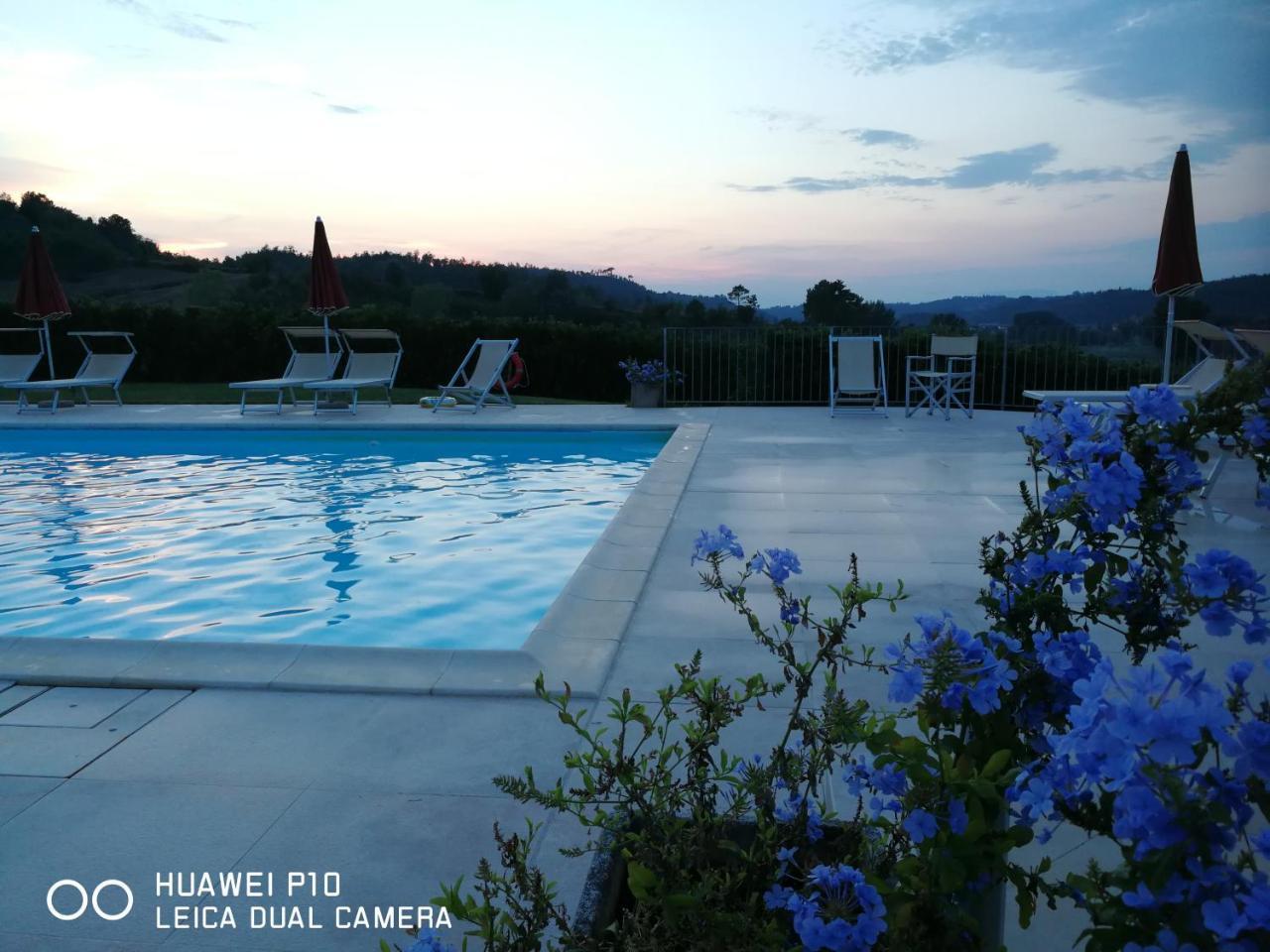 Agriturismo Buon Riposo - Country Resort In The Heart Of Tuscany San Giovanni a Corazzano Exteriör bild